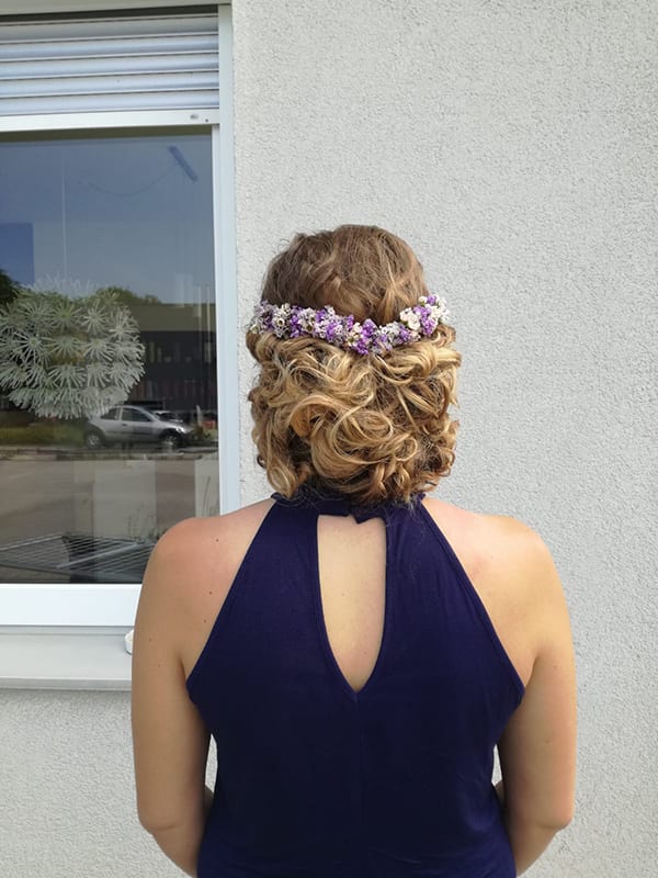 Kreative Haarfarbe und modernes Styling in Gleisdorf